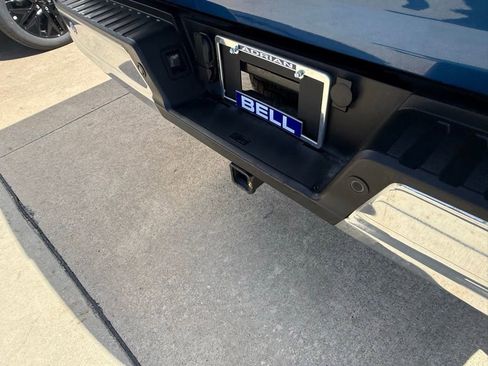 Certified 2022 Ford F150 XLT w/ Equipment Group 302A High image 17