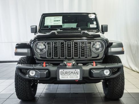 New 2026 Jeep Wrangler Unlimited Rubicon AWD/4WD image 2