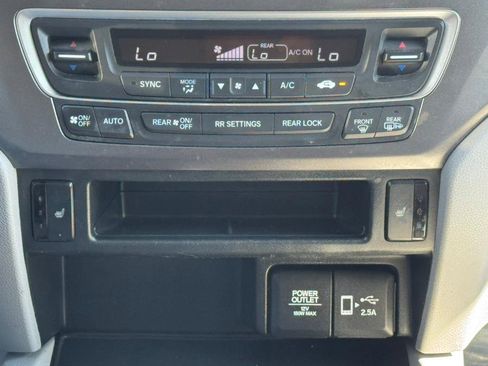 Used 2022 Honda Pilot EX-L image 23