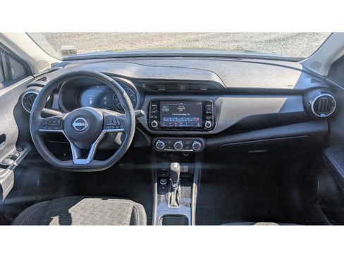 Used 2023 Nissan Kicks SV image 30