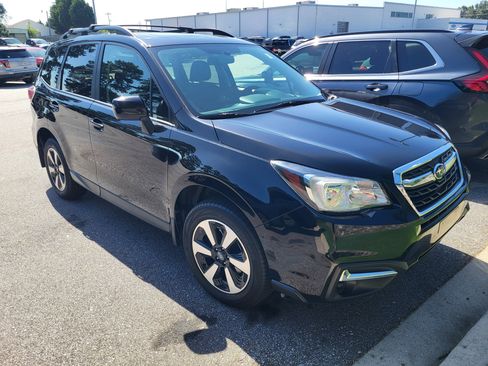 Used 2017 Subaru Forester 2.5i Premium w/ Rugged Package #1 AWD/4WD image 3