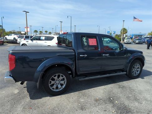Certified 2019 Nissan Frontier SL image 5