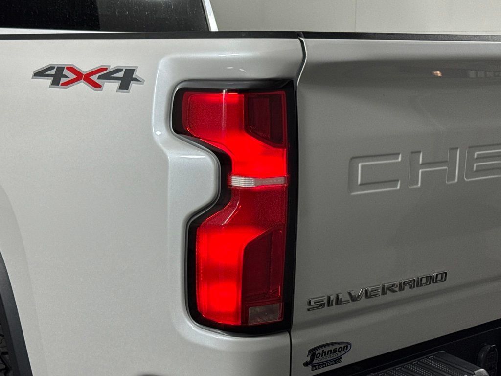 Certified 2024 Chevrolet Silverado 2500 LTZ AWD/4WD image 49