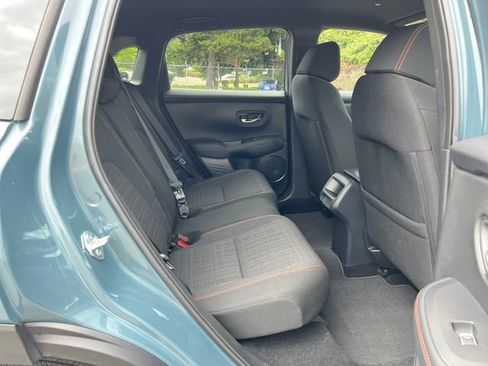 Used 2025 Honda HR-V Sport image 10