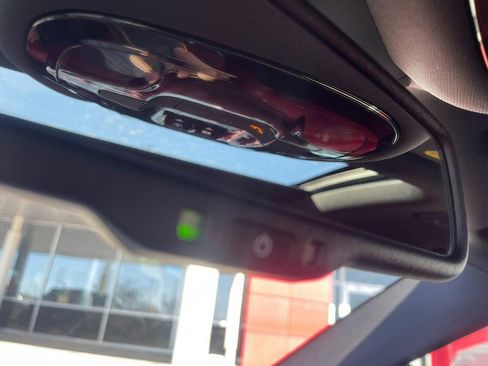 Used 2022 Alfa Romeo Giulia Veloce image 30