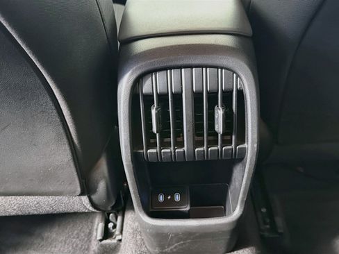 Used 2025 Hyundai Kona SEL FWD image 28