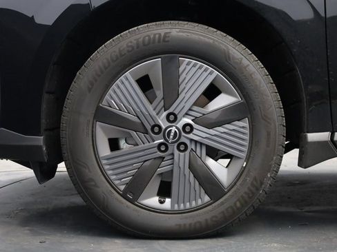 Certified 2025 Nissan Murano SL w/ Cargo Package image 8