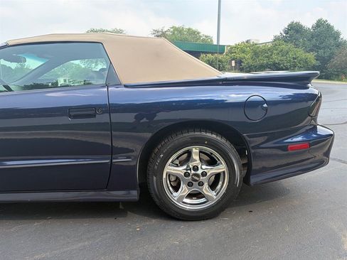 Used 2002 Pontiac Firebird Trans Am RWD image 37