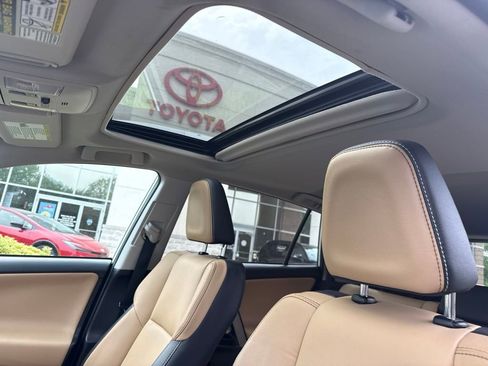 Used 2017 Toyota RAV4 Limited w/ Advanced Technology Package AWD/4WD image 10