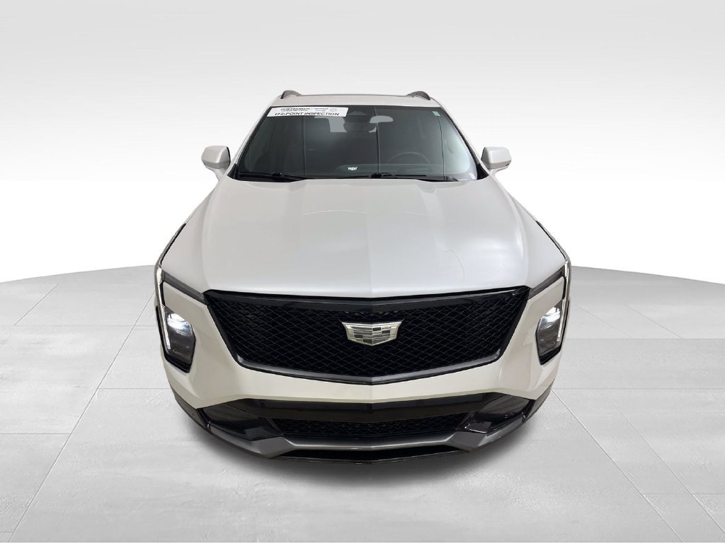 Used 2024 Cadillac XT4 Sport w/ Technology Package AWD/4WD image 9