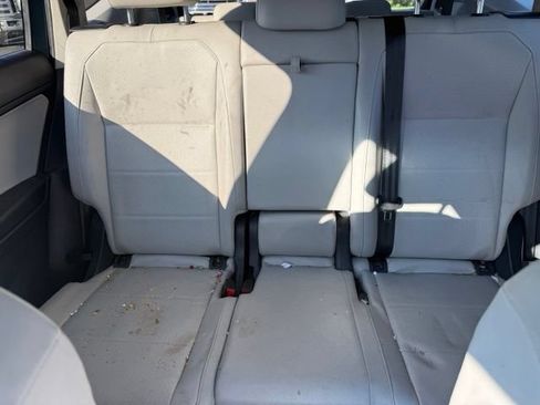 Used 2020 Volkswagen Tiguan SE w/ Panoramic Sunroof Package AWD/4WD image 14