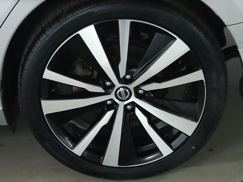 Used 2020 Nissan Altima 2.5 SR image 39