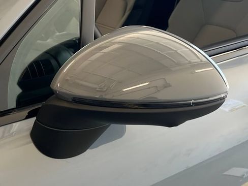 Used 2025 Porsche Cayenne S AWD/4WD image 16