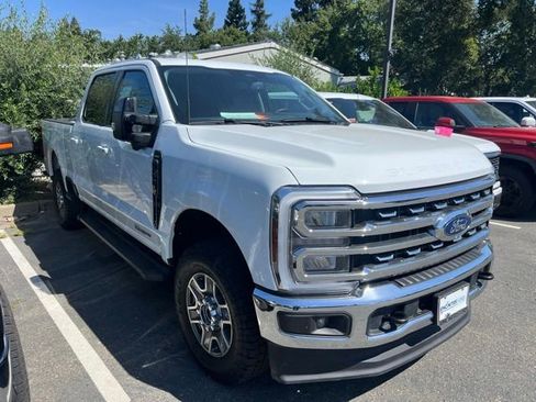 Used 2024 Ford F250 Lariat AWD/4WD image 4