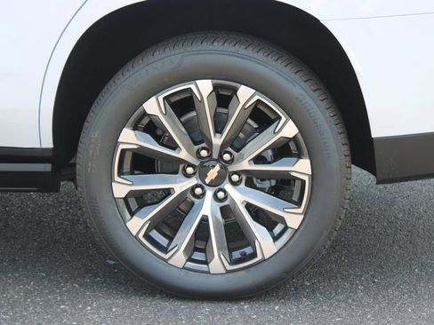 New 2026 Chevrolet Tahoe High Country AWD/4WD image 22