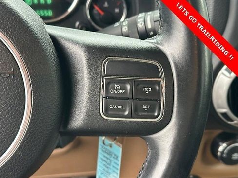 Used 2014 Jeep Wrangler Unlimited Sahara image 25