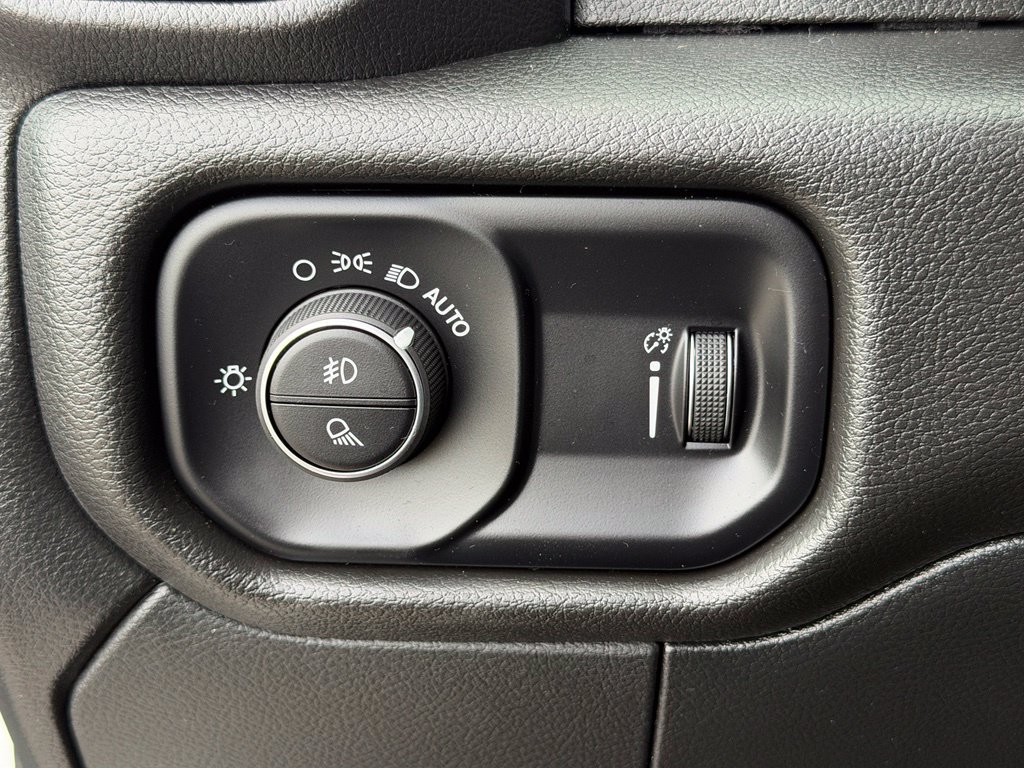 Used 2024 RAM 2500 Tradesman RWD image 12