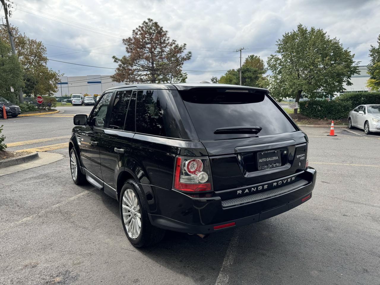 Used 2011 Land Rover Range Rover Sport HSE AWD/4WD image 7