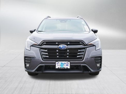 Used 2025 Subaru Ascent Onyx Edition w/ Onyx Package AWD/4WD image 2