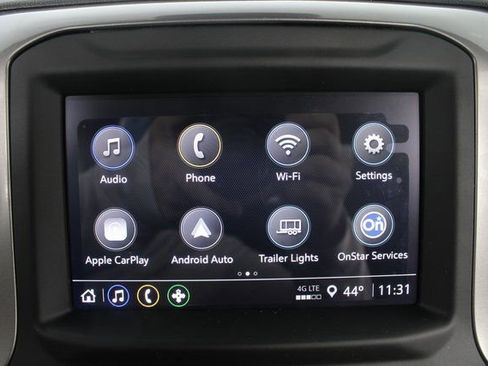 Used 2025 GMC Sierra 2500 Pro w/ Convenience Package image 4