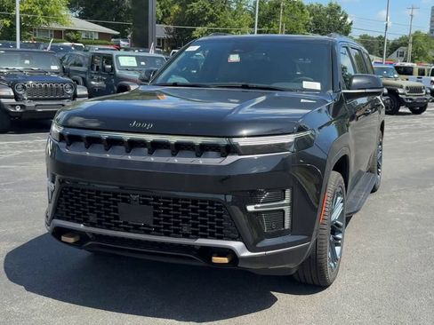 New 2026 Jeep Grand Wagoneer 4WD image 2