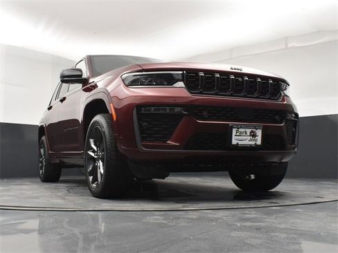 New 2026 Jeep Grand Cherokee Limited image 19