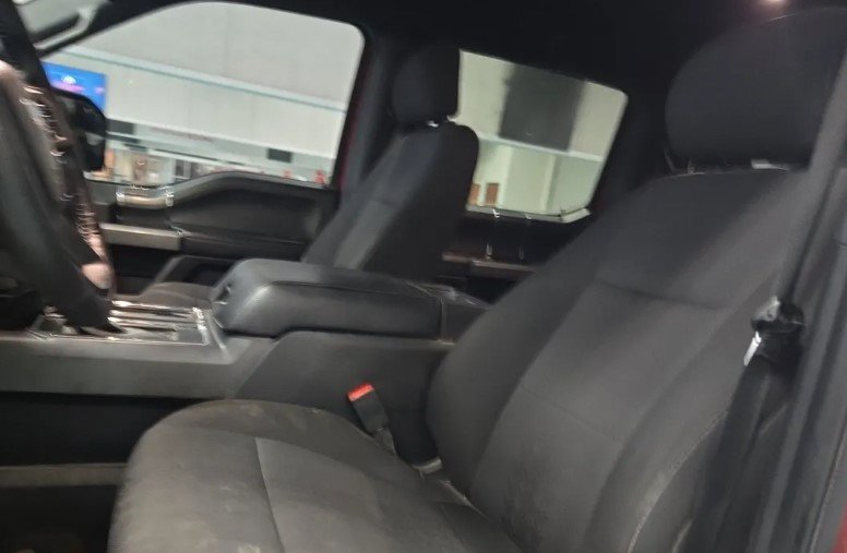 Used 2019 Ford F150 XLT w/ Equipment Group 302A Luxury AWD/4WD image 9