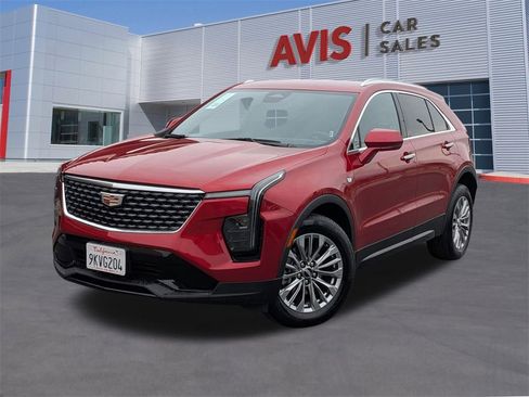 Used 2024 Cadillac XT4 Premium Luxury image 1