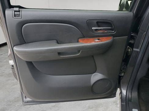 Used 2011 Chevrolet Silverado 1500 LTZ w/ LTZ Plus Package image 41