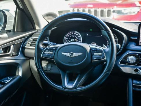 Used 2022 Genesis G70 3.3T image 13