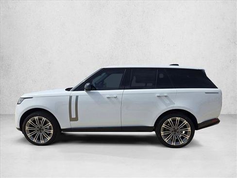 New 2026 Land Rover Range Rover SE image 5