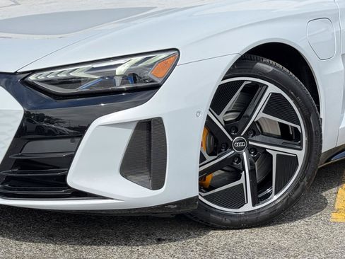 Used 2023 Audi RS e-tron GT w/ Carbon Performance Package AWD/4WD image 2