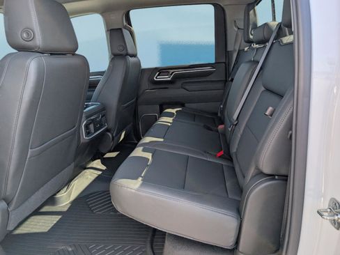 New 2026 Chevrolet Silverado 2500 LTZ w/ LTZ Premium Package AWD/4WD image 14