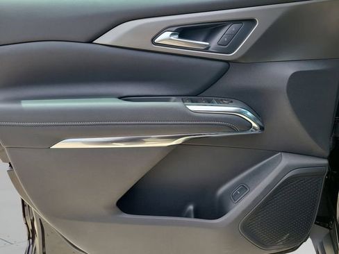 New 2026 Chevrolet Traverse LT image 17