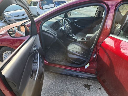 Used 2014 Ford Focus Titanium image 10