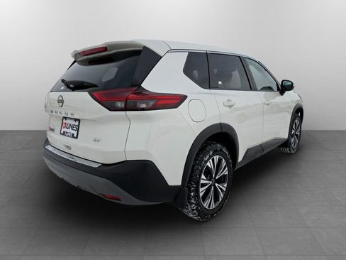 Used 2023 Nissan Rogue SV image 7