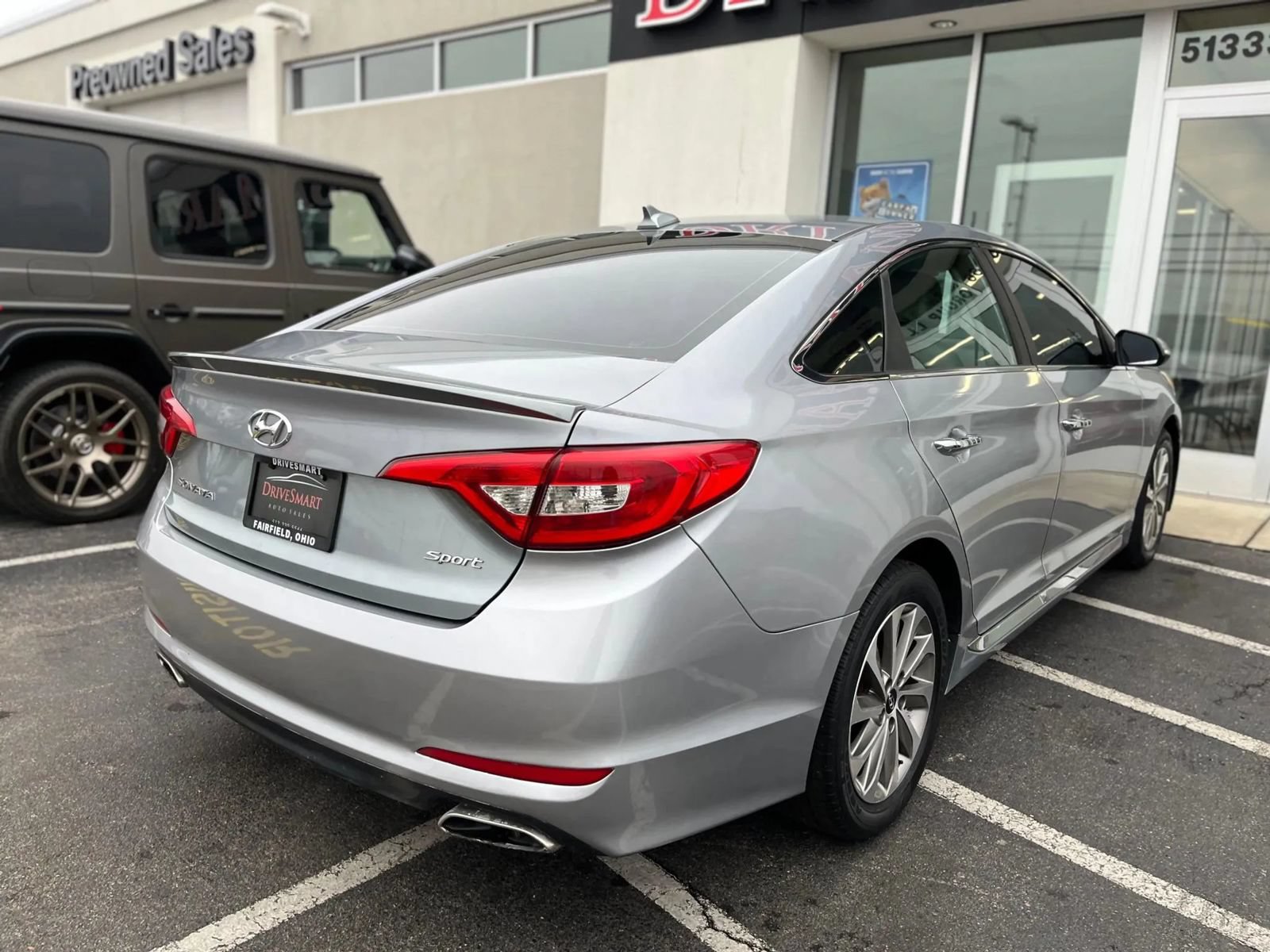 Used 2015 Hyundai Sonata Sport w/ Option Group 03 FWD image 12