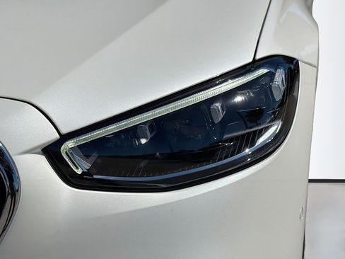 Used 2022 Mercedes-Benz S 500 4MATIC image 9