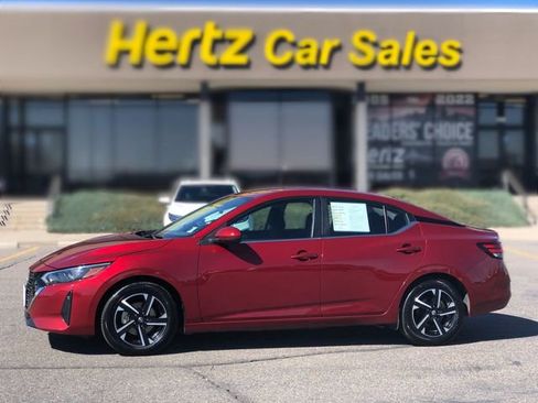 Used 2024 Nissan Sentra SV image 1