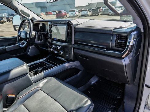 Used 2024 Ford F250 Lariat w/ Lariat Ultimate Package image 14