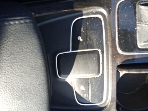 Used 2014 Kia Cadenza Premium image 19