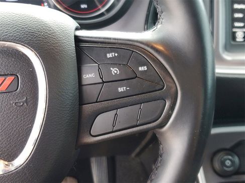 Used 2021 Dodge Challenger SXT image 19