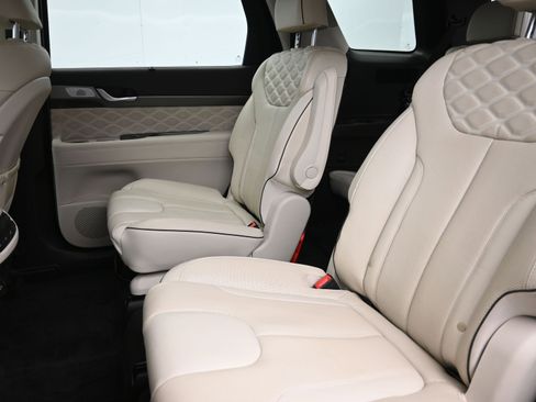 Used 2020 Hyundai Palisade Limited image 21