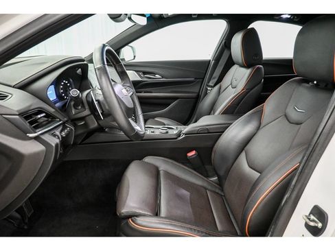 Used 2020 Cadillac CT4 V w/ Climate Package AWD/4WD image 12