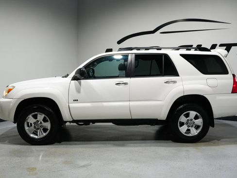 Used 2008 Toyota 4Runner SR5 image 5