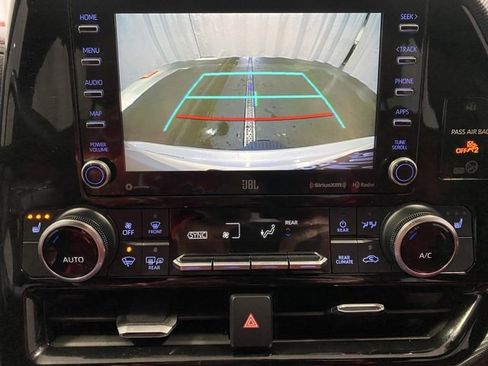 Certified 2021 Toyota Highlander XSE image 22