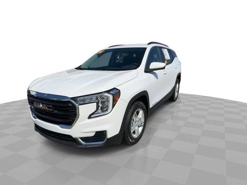 Certified 2023 GMC Terrain SLE w/ Driver Convenience Package FWD image 4