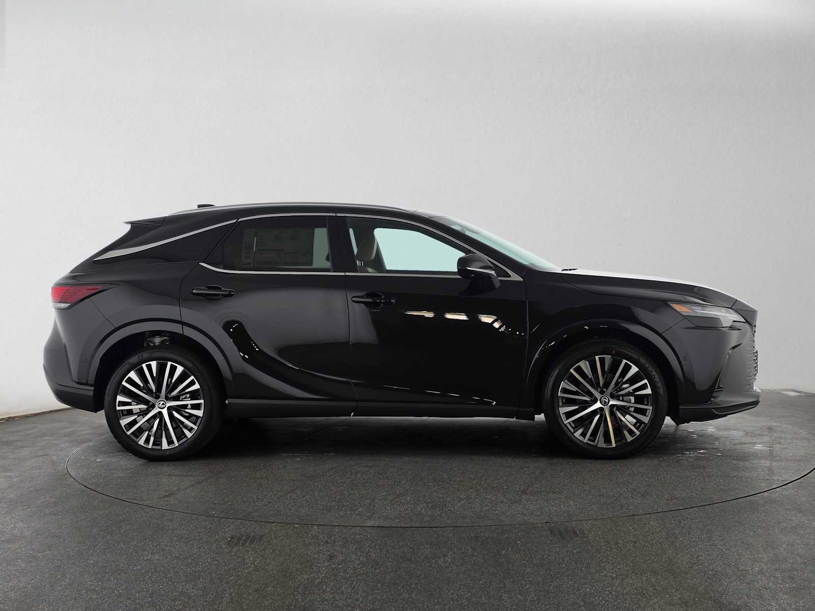 New 2026 Lexus RX 350 w/ Convenience Package AWD/4WD image 2