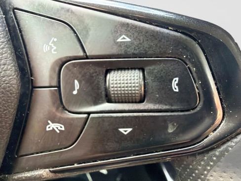 Used 2024 Chevrolet Trax LT FWD image 30