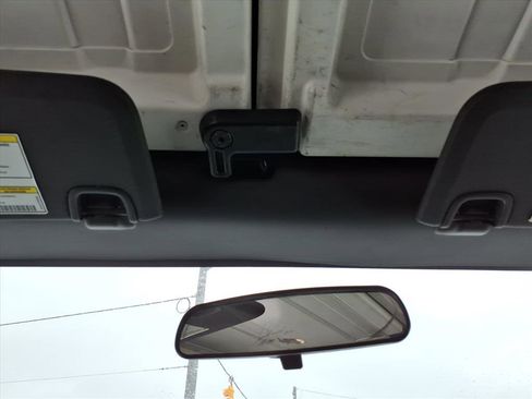 Used 2010 Jeep Wrangler Unlimited Sahara w/ Dual Top Group image 15